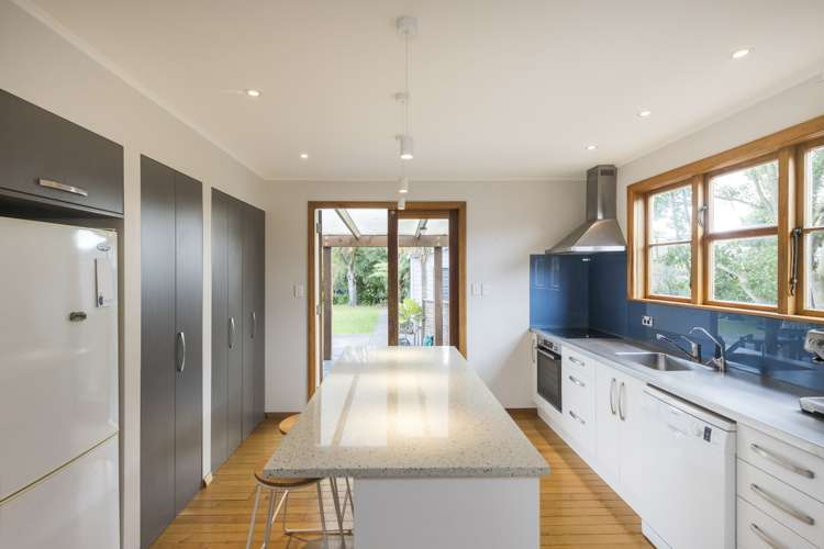 98 East Street Feilding_10