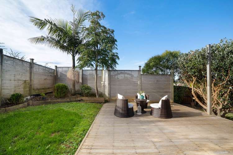 119 Lake Road Belmont_13