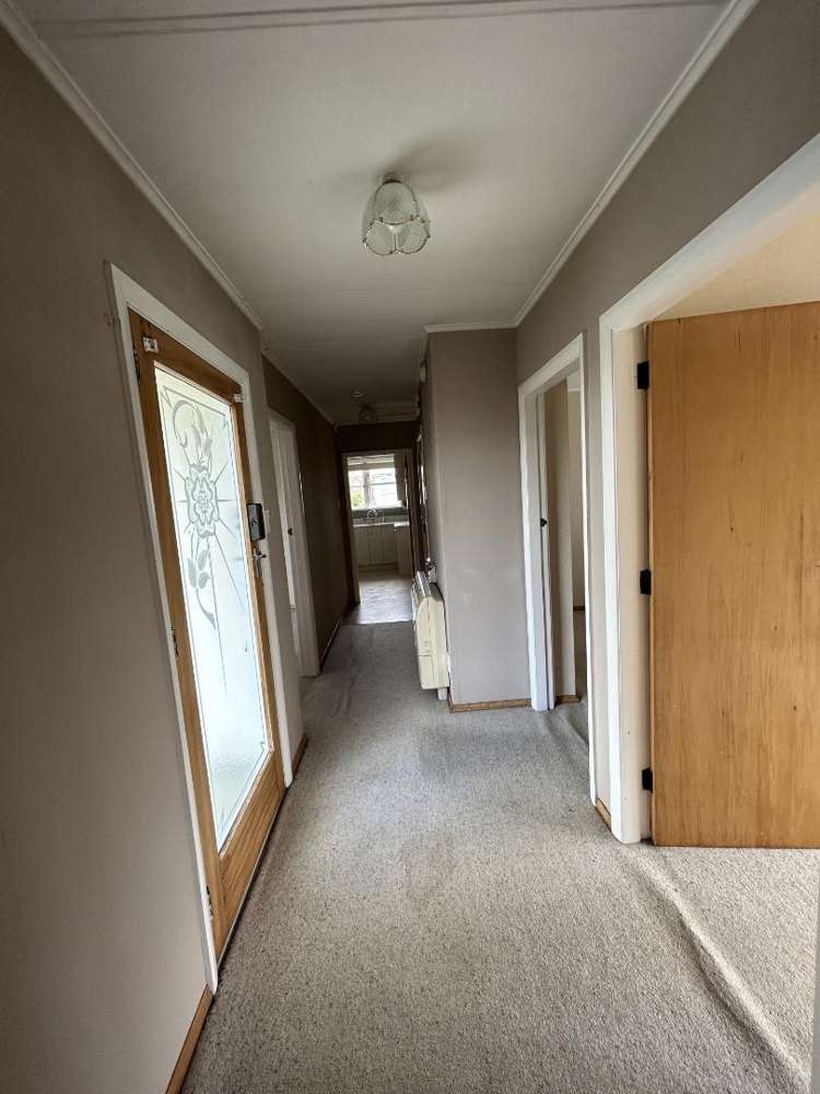 126 South Road 10754_12