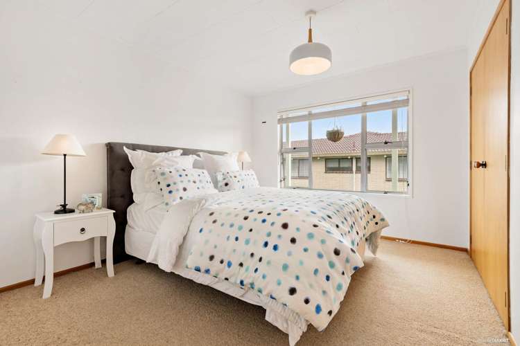 90 Racecourse Road Waiuku_12