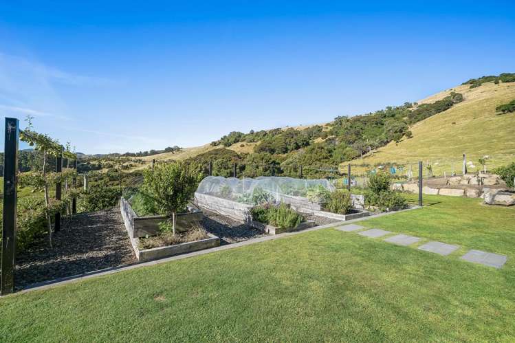 131 Stony Bay Road Akaroa_39