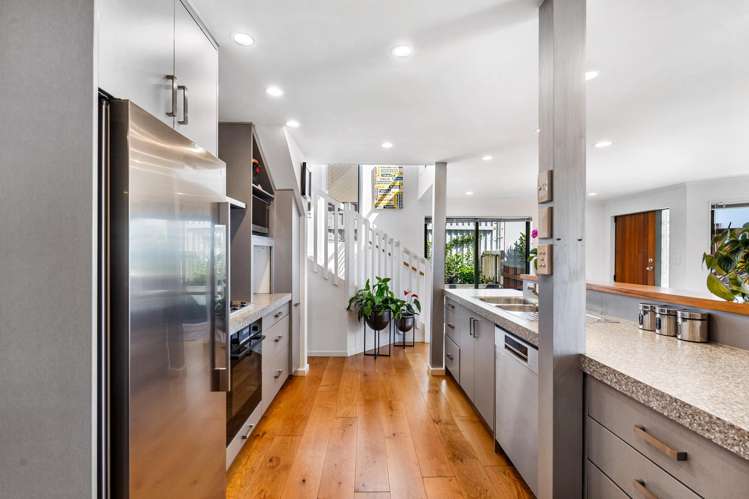 2 North Terrace Westshore_7