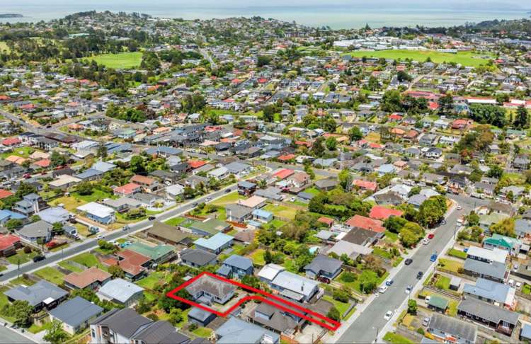 16 Graham Bell Avenue Mt Roskill_2