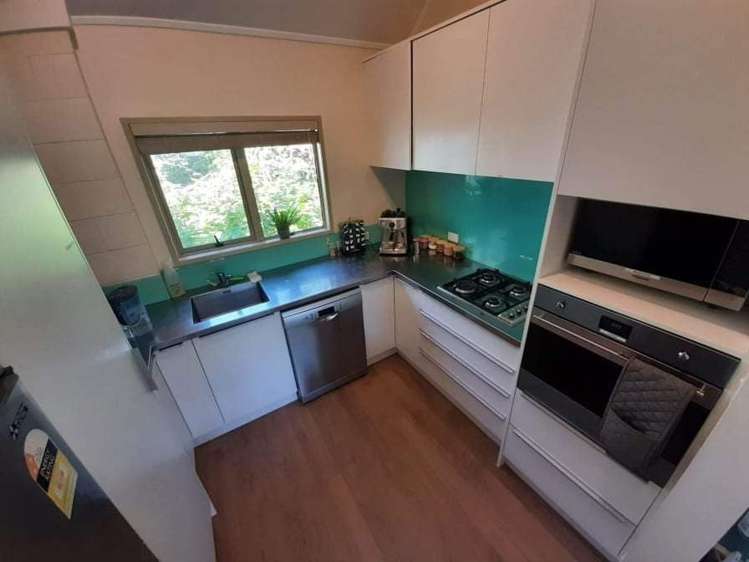 2/8 Narbada Crescent Khandallah_8