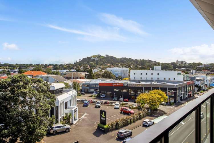 403/64 Great South Road Epsom_11