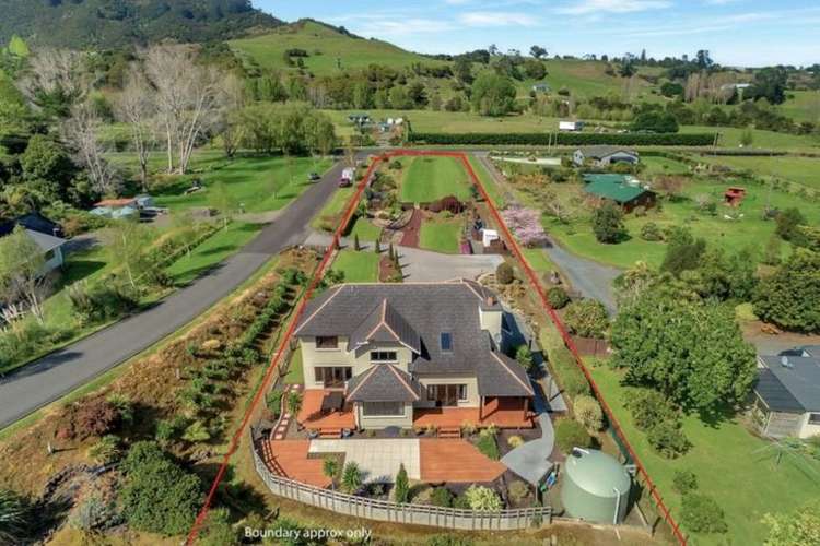 9 Water Race Lane Thames_21