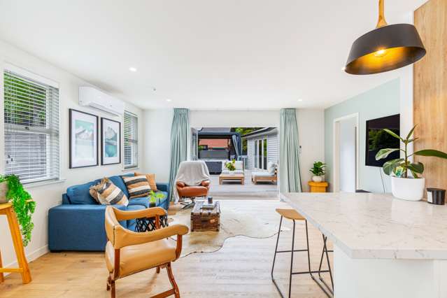 29 Awhiorangi Promenade Swanson_2
