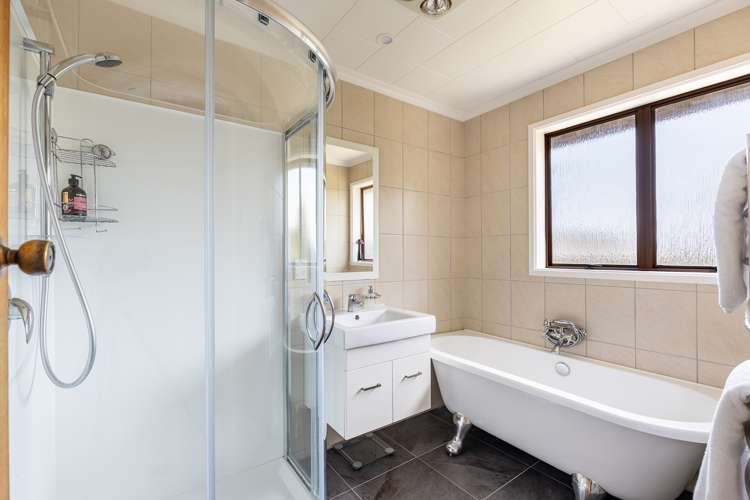 15 Tresillian Avenue Marybank_10