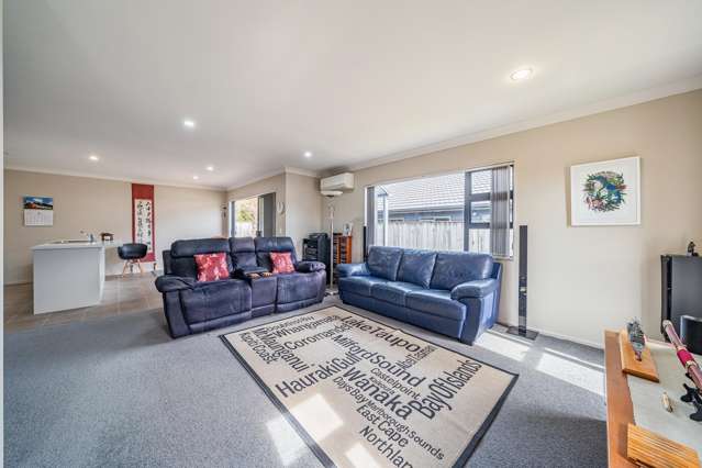 5 Poppy Watts Grove Stokes Valley_3