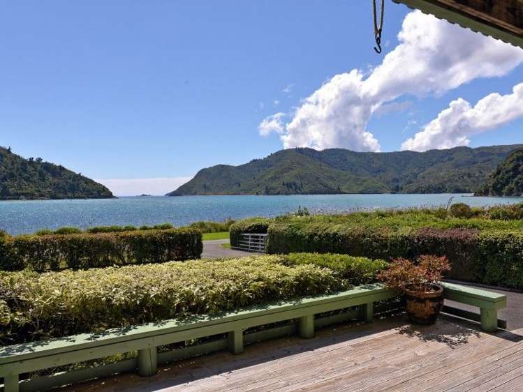 21 The Parade Okiwi Bay_6