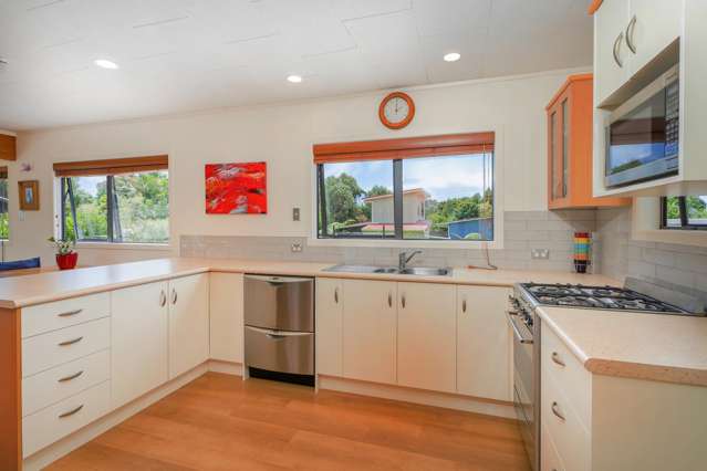 108 McMahon Avenue Whangapoua_4