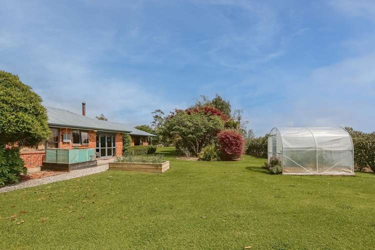 11 Victoria Road Westport_19