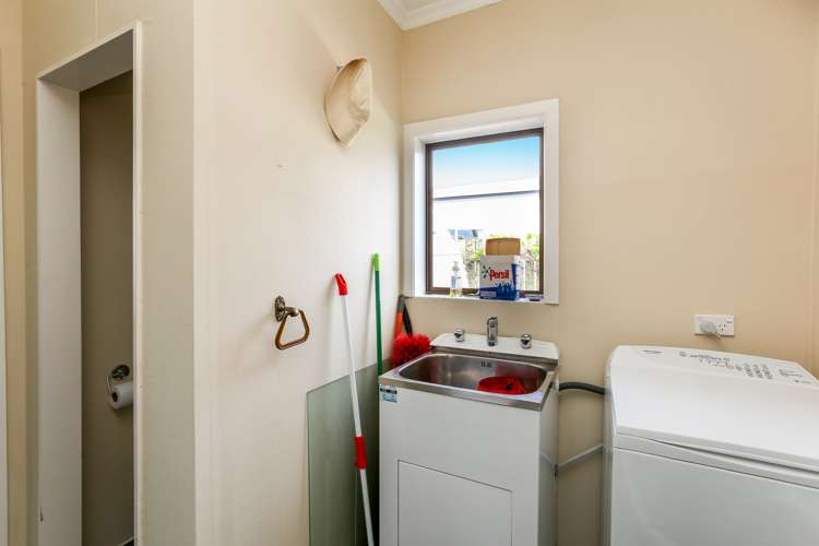 143 Ngamotu Road Spotswood_12