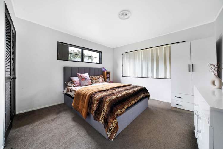 151 Carnoustie Drive Wattle Downs_16