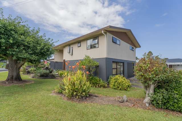 2 Wharf Road Tairua_2