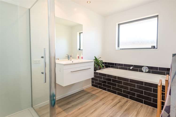 62g Osborne Road Amberley_12