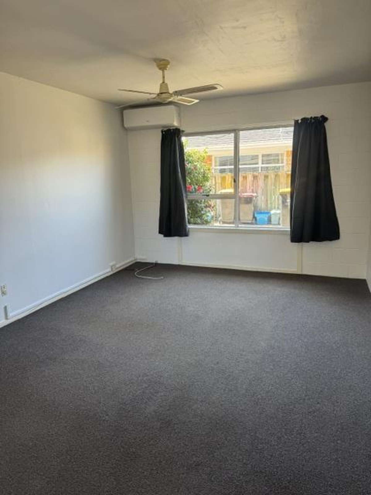 Unit in Downtown Mount Maunganui 3