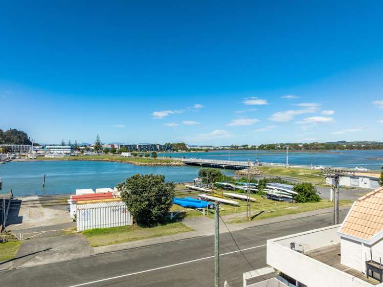 13-14 Meeanee Quay Westshore_8