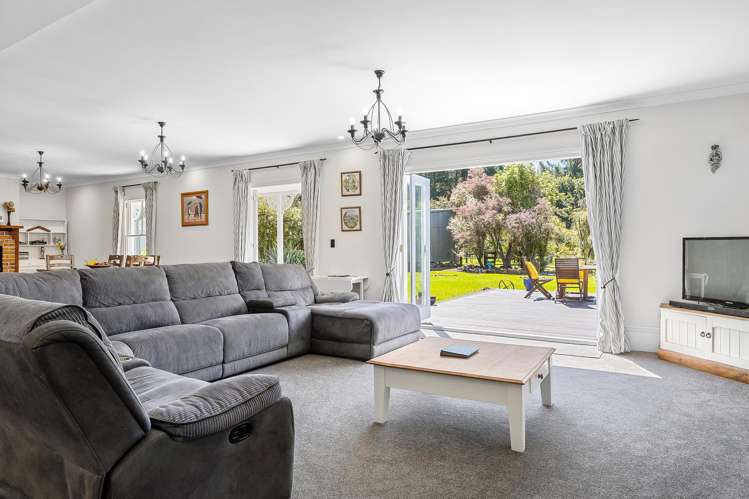 177 Round Hill Road Loburn_7