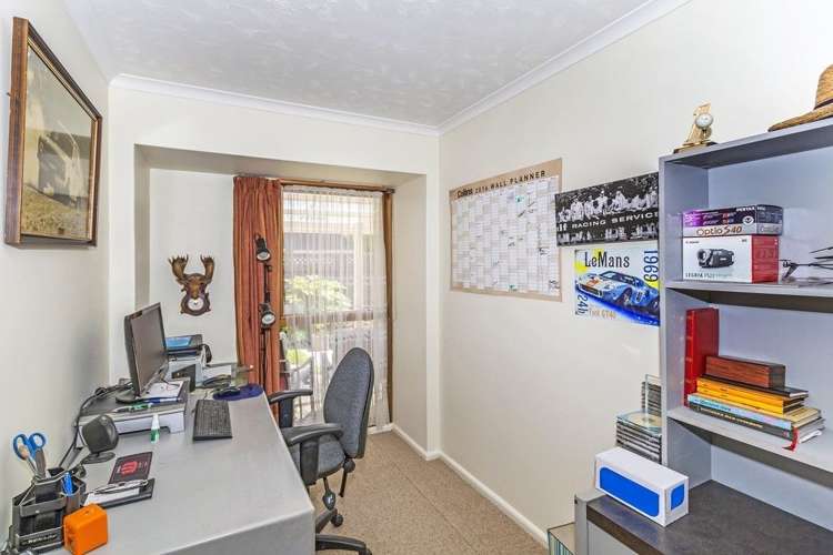 22 Gibson Drive Hornby_10