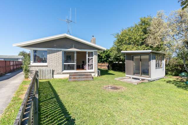 25 Rosalind Street Deanwell_1