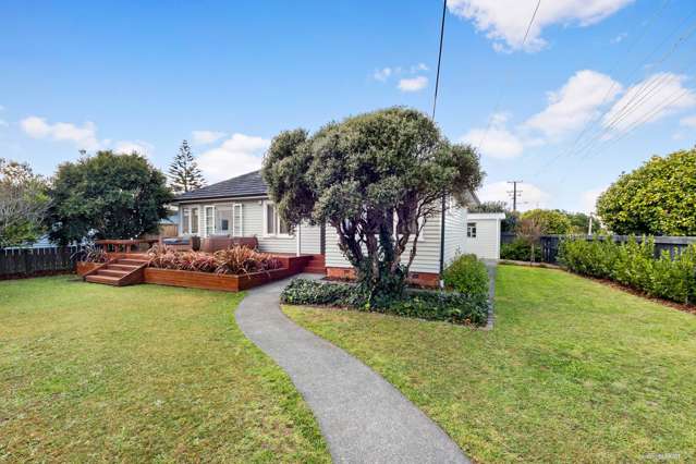 697 Te Atatu Road Te Atatu Peninsula_1