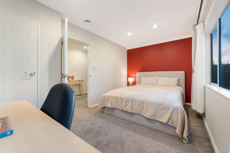 13b Hayr Road Three Kings_13