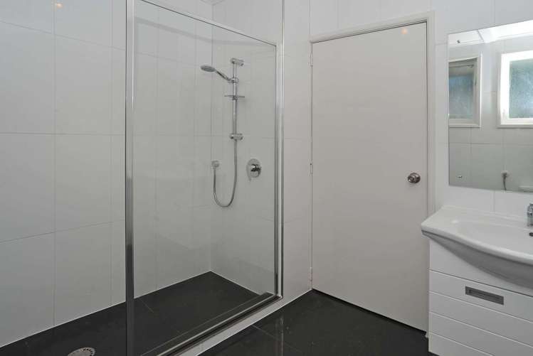 85 Blake Road Mangere East_7