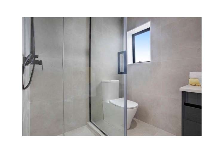 2/32 Airfield Road Takanini_4