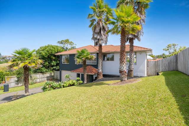 Single Level Living and Something for Everyone!
