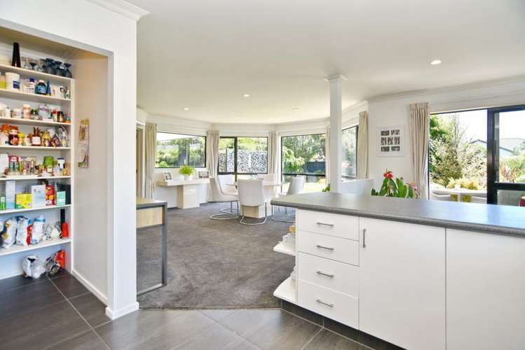 10 Glastonbury Drive Burwood_7