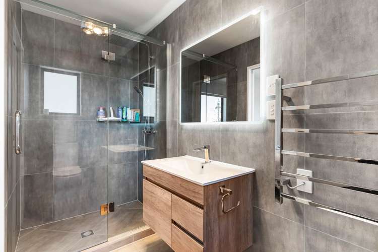 40C Leo Street Glen Eden_18