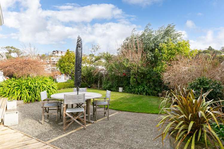 11 Chudleigh Grove Churton Park_1