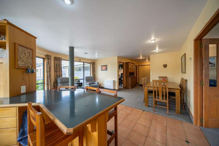 2 Campbell Court Te Anau_5