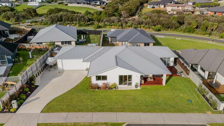 32 Omahuru Road Glenbrook_1