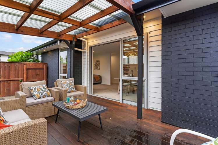 6 Atalanta Way Beachlands_14