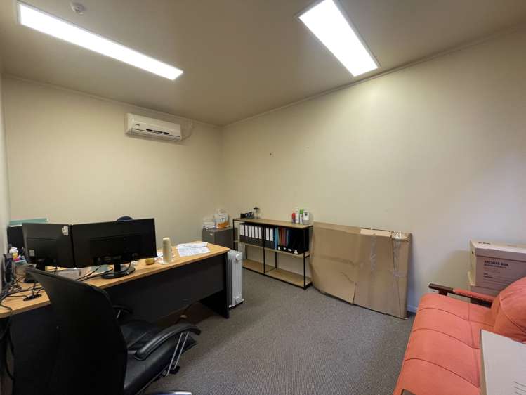 Unit B/50 Tarndale Grove Albany_8