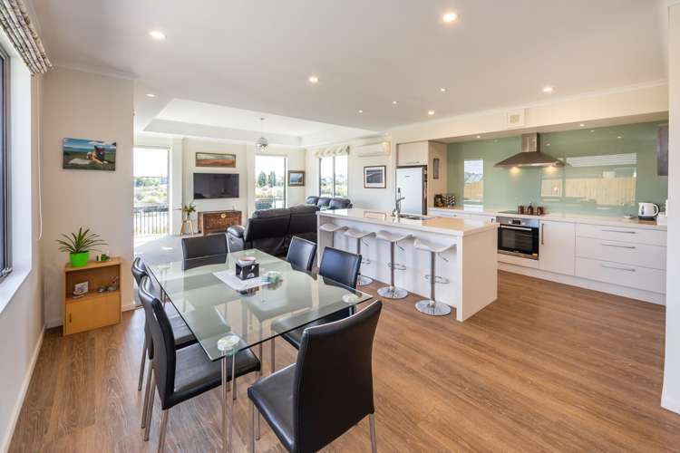 113 Southfield Drive Lincoln_7