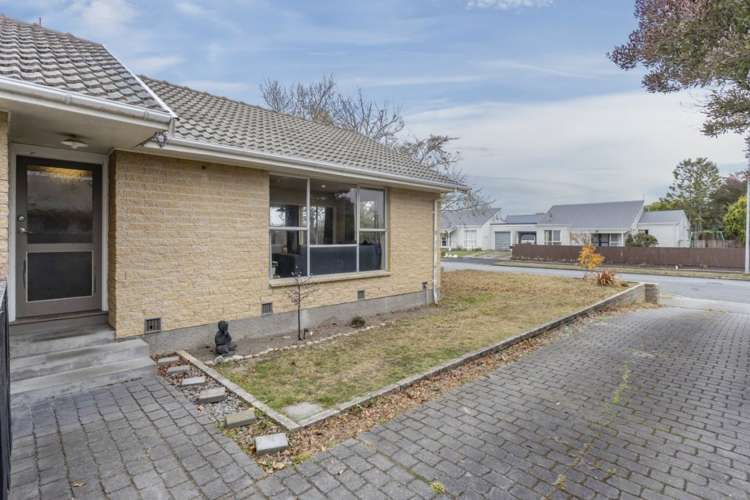 14 Ashwood Street Parklands_16