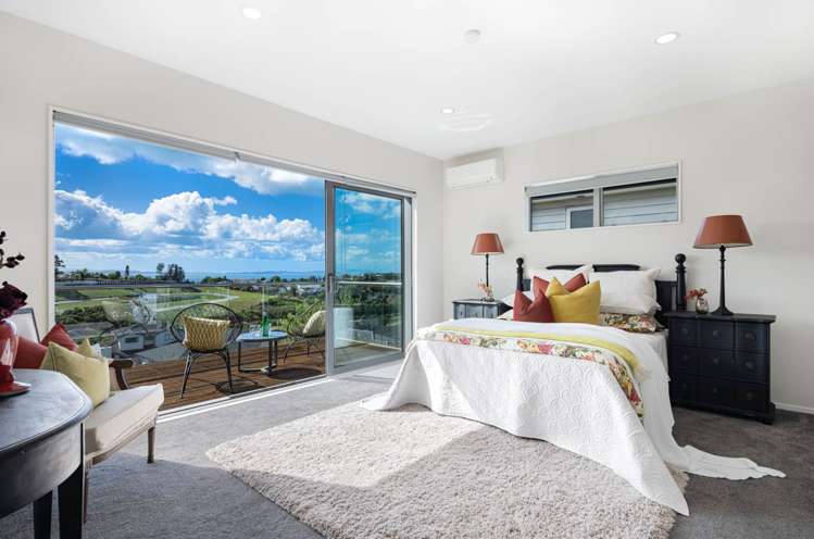 14 Ruth Craig Place Stanmore Bay_14