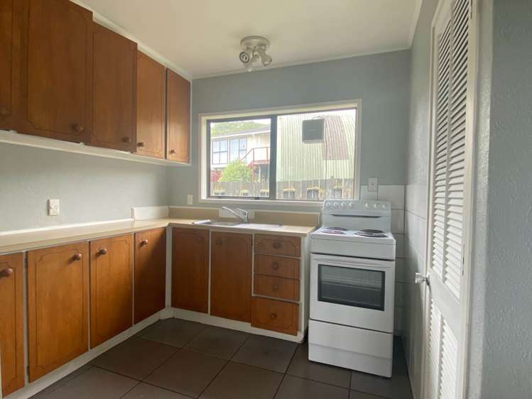 2 Caley Court Totara Heights_7