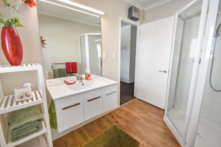 8 Greenfield Place Twizel_10