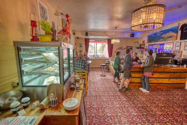 8 Hilton Street Blackball_10