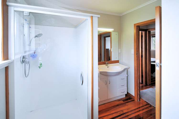 241 Birkdale Road Birkdale_11