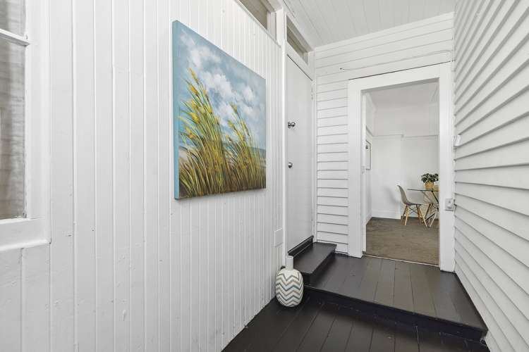 22 Reef Street Island Bay_14