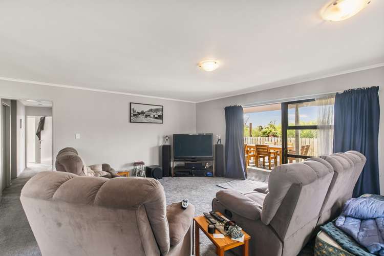 15 Kath Henry Lane Drury_7