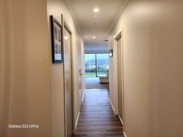 16 Omaka Place Aotea_2