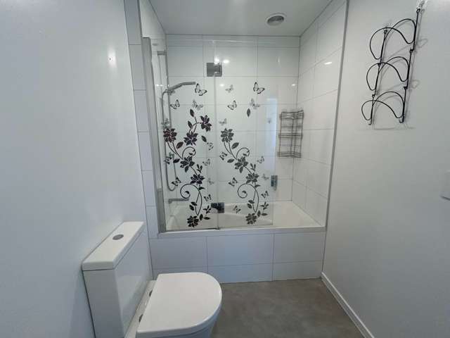 117 Ngae Place Mangere East_4