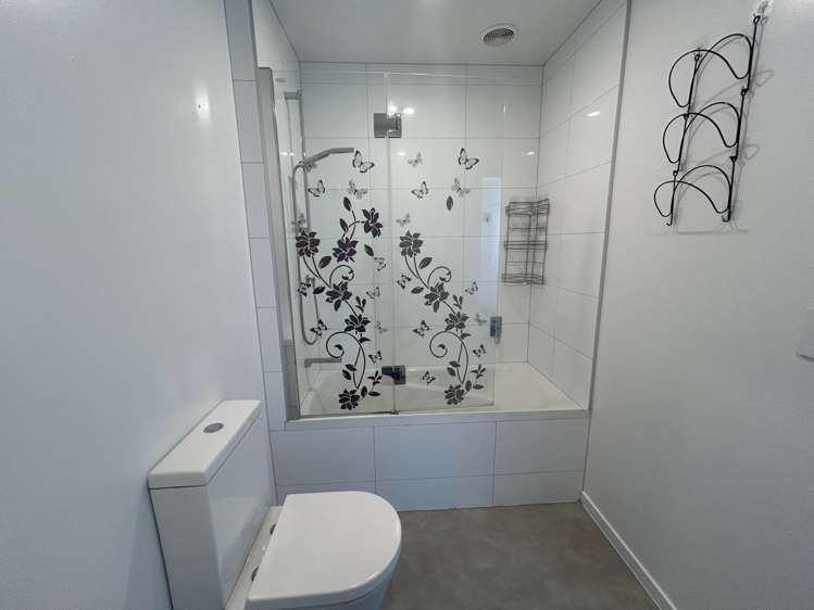 117 Ngae Place Mangere East_4