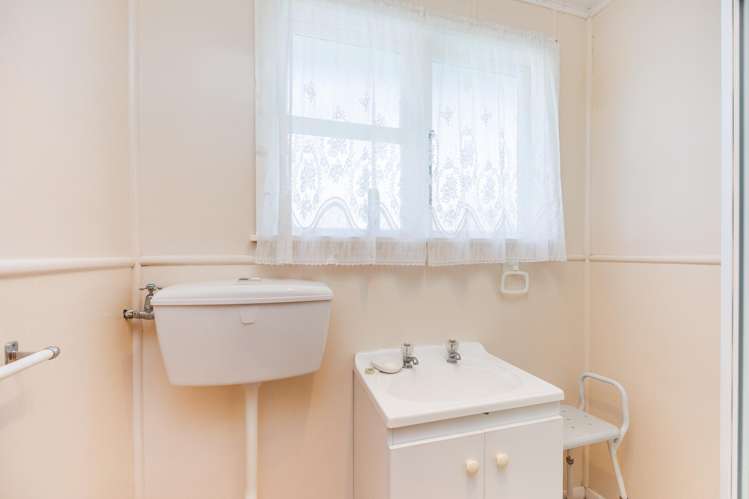 2 Paisley Street Awapuni_8